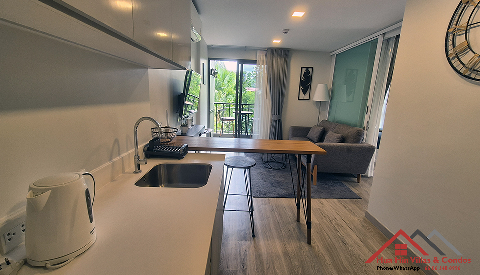 Contemporary two bedrooms condo for rent in Hua Hin town center