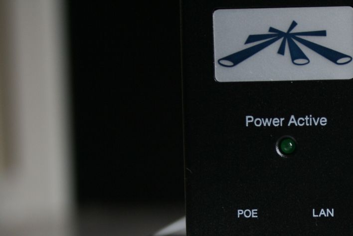 NanoStation M5 med strømforsyning