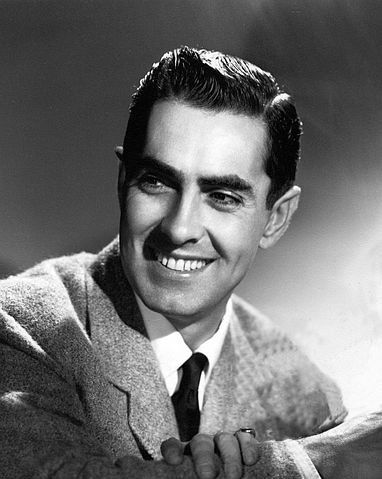 Tyrone Power er for mange den rigtige Zorro, han spillede Zorro i The mark of Zorro fra 1940.