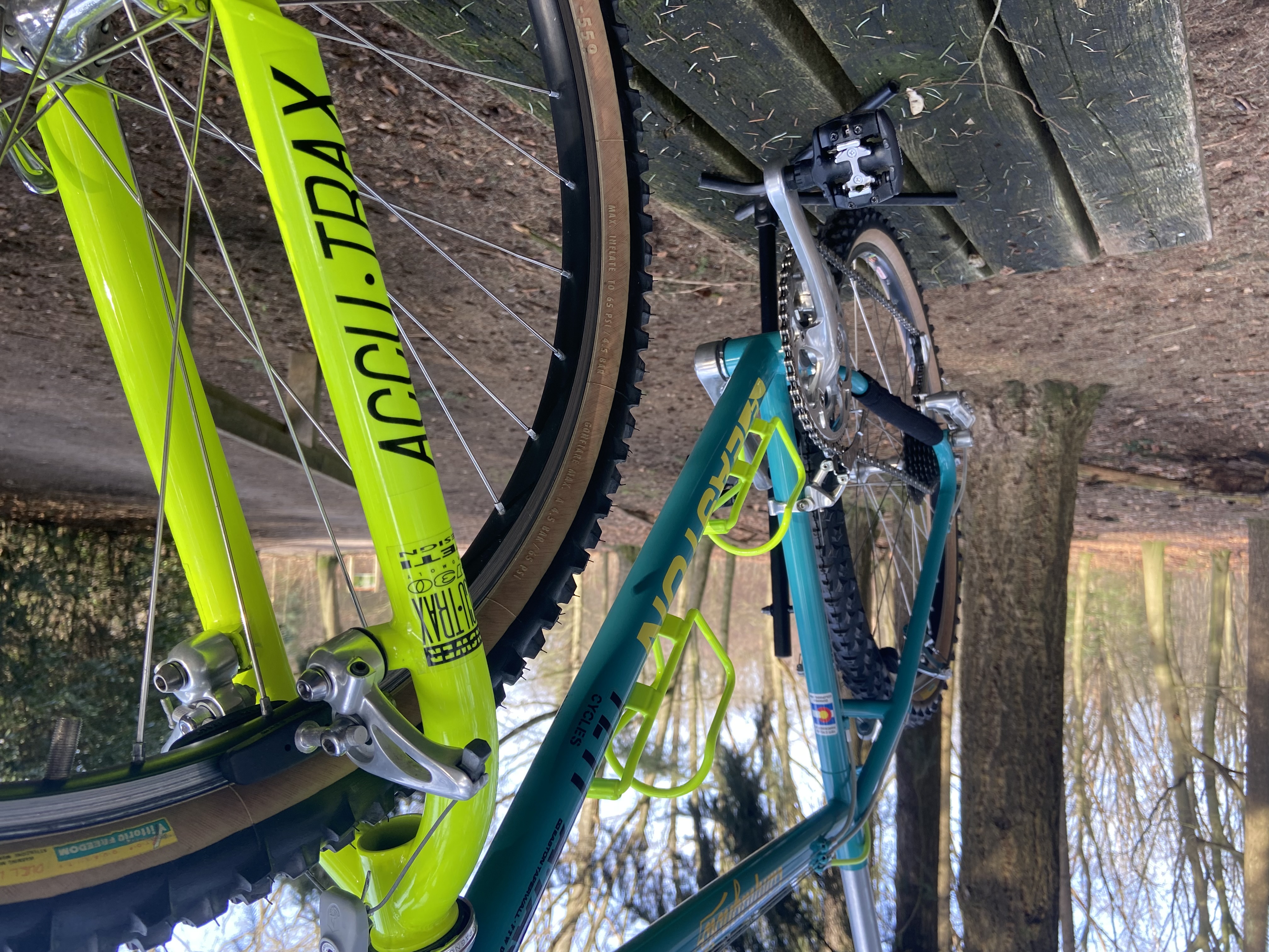Yeti Fro '90 team replica | www.iconicmtb.com