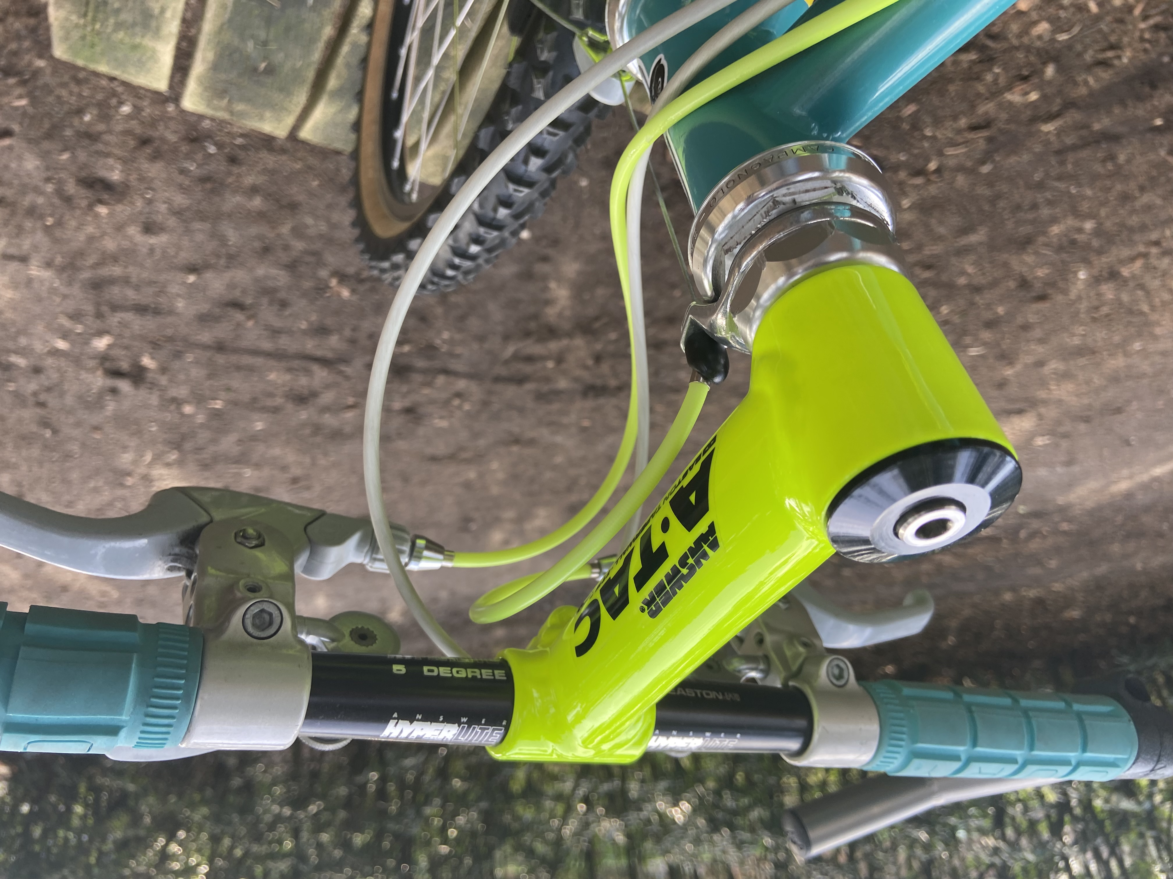 Yeti Fro '90 team replica | www.iconicmtb.com