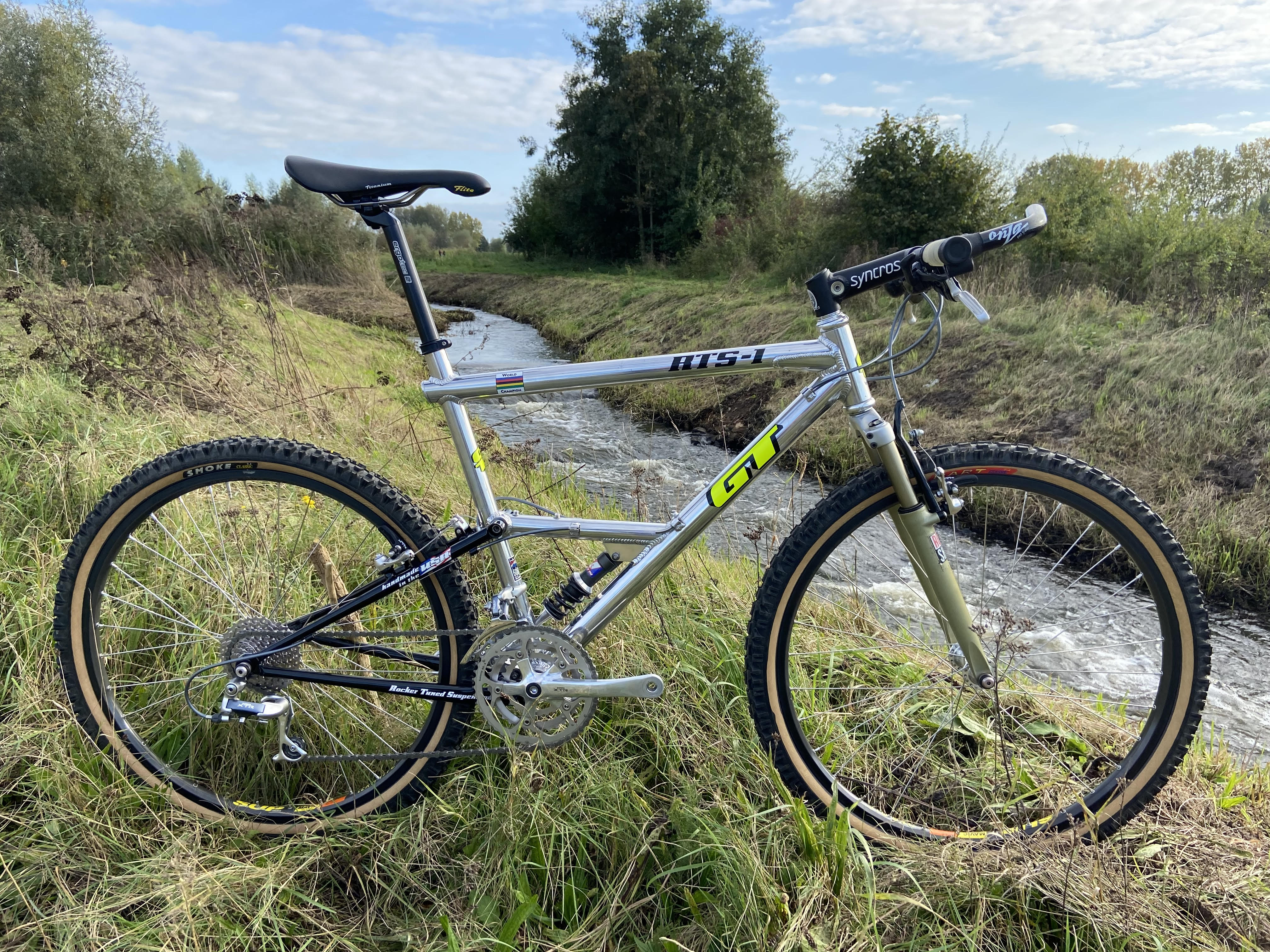 GT RTS 1 93 www.iconicmtb