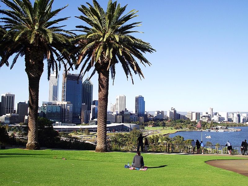 KINGS PARK
