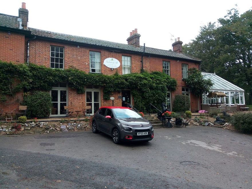 SCARBOROUGH INN...MY CAR