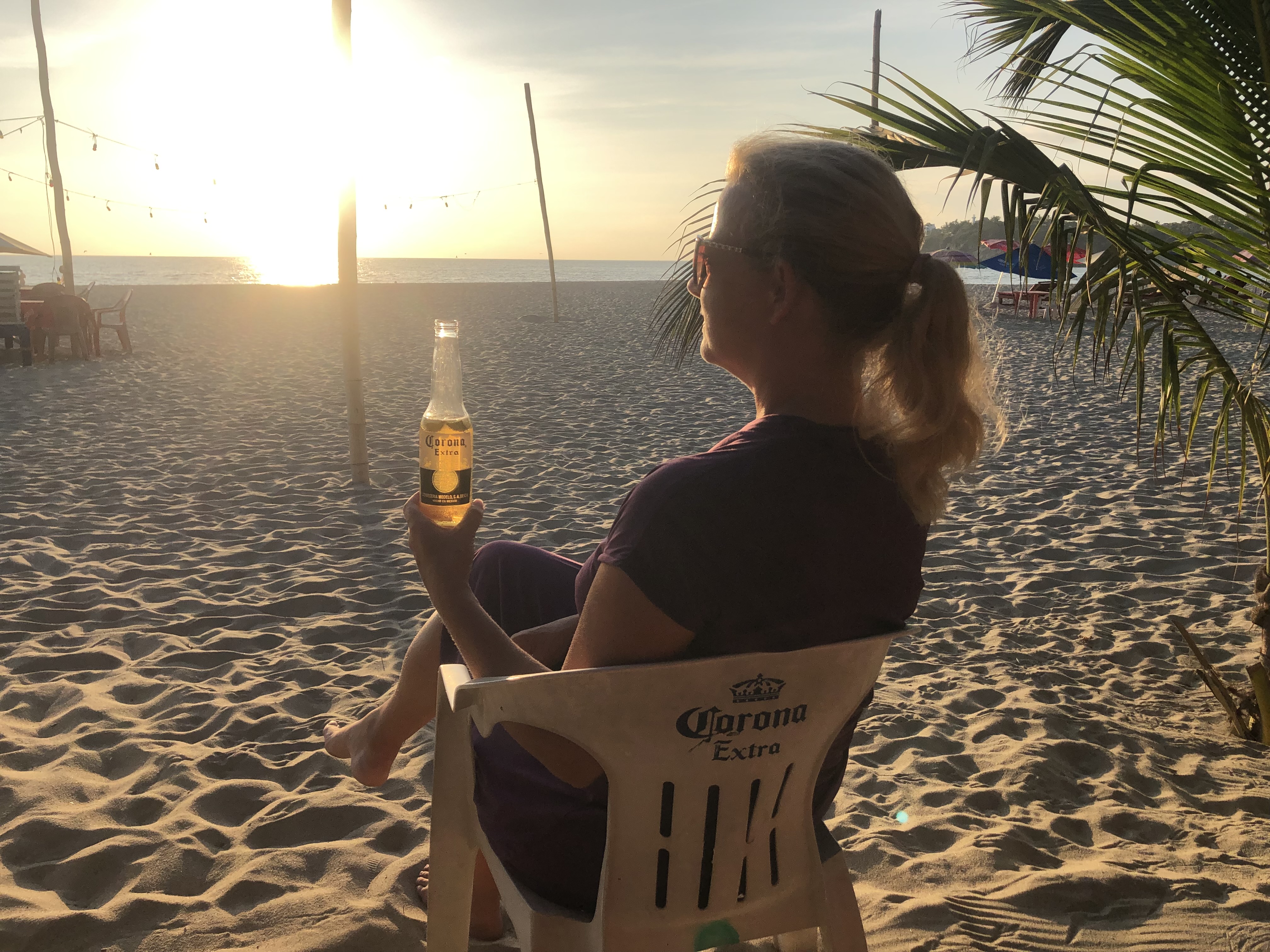 Genietend van een Corona