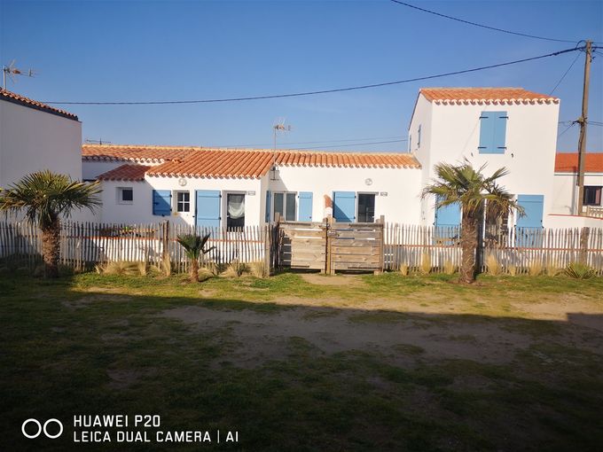 2 Maisons L'ETINCELLE BLEUE et LE PILIER BLEU