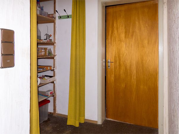 wohnung1-emmering-garderobe-vorher