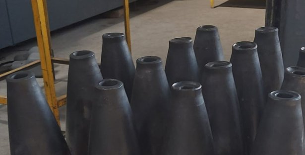 <img src="artillery-shell.jpg" alt="Large-caliber artillery shell semi-finished component by Industriax"> <img src="artillery-shell.jpg" alt="Large-caliber artillery shell semi-finished component by Industriax">