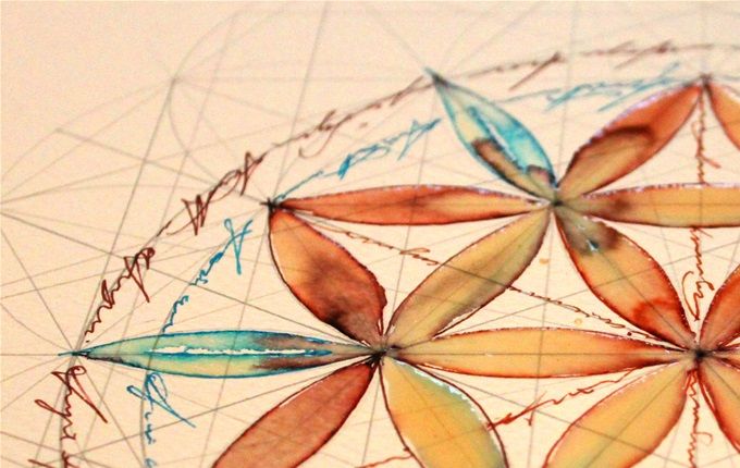 Die Natursteiger Blume des Lebens schafft Ordnung im System, bringt Harmonie und Vollkommenheit, besteht aus Energie und Reinheit. Fördert Qualitäten nachhaltig !