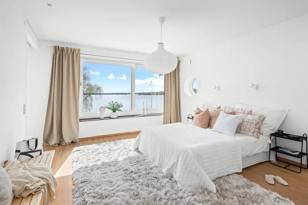 Drakskeppsvägen 25 A Masterbedroom vy m utsikt 