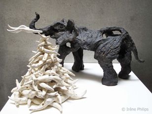 Irène Philips, sculpture ceramic BLOOD RHINO, 2018