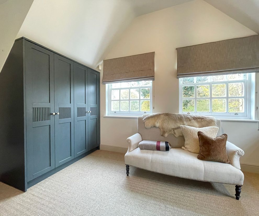 Custom bespoke fitted bedroom wardrobes in Sussex