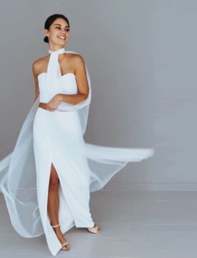 Jasmin Blommaert bruid corset sluier rok split