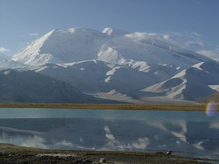 LAC KARACUL 3900 m d'altitude