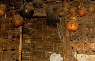  Intérieur d’une hutte Dorzé