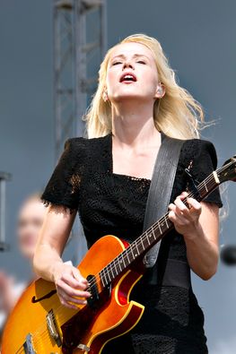 Tina Dickow