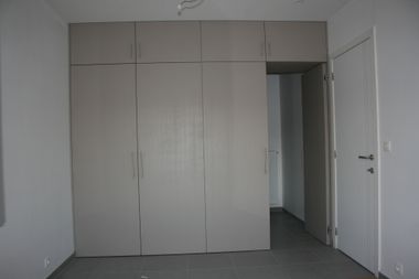 dressing met badkamerdeur