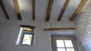 Cloth house entry