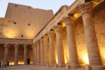 Edfu tempel - indre gård