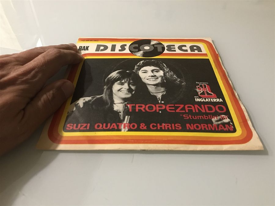 Había que superar el gol de Cardeñosa y ellos contribuyeron a ello, aunque a Suzi le costara el repelús de los rockeros pata negra.