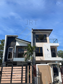 3-storey Corner