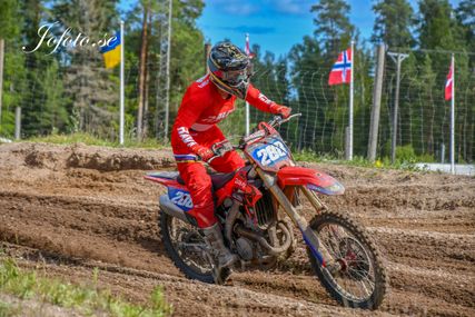 DSC_9045 (1)