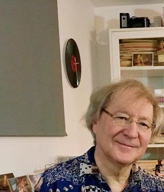 “It is terrific! Greatly structured for people from the classical world stepping into the vast univers of jazz music and improvisation in any style and genre!” - Helmut.   Honored with the kind words of  Mr. Helmut Lipsky, Professor at the Conservatoire de musique de Montréal for violin, chamber music and string improvisation. One of the best musicians I have ever met!   Thank you!  www.joshuapantoja.com From Classical to Jazz an Improvisation Method