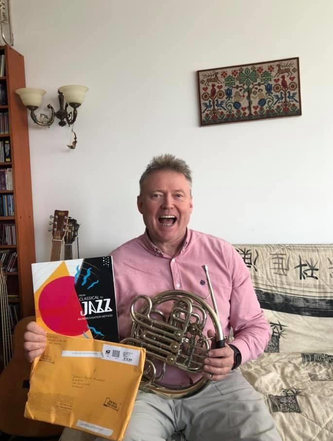 Impresionante!!! Mi libro llego a Islandia!!!! Si llego hasta allá, llega a donde sea!!! Muchas gracias Sr. Johann Bjorn Ævarsson por la foto, espero que disfrute mucho el libro!!!  Amazed that my book arrived in Iceland!!! Thank you very much Mr. Johann Bjorn for the photo! It’s great!!! Hope you enjoy the book!!!  www.joshuapantoja.com