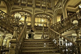 Escalinata del Palacio de Correos