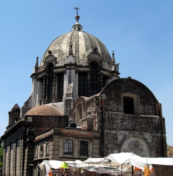Vista Posterior de la Iglesia de Nuestra Señora de Loreto