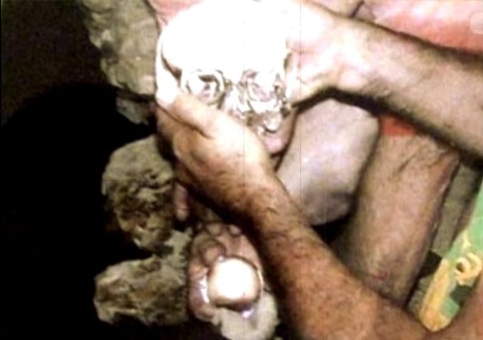 Imagen del momento en que la Calavera de Cristal y la esfera estuvieron juntas
