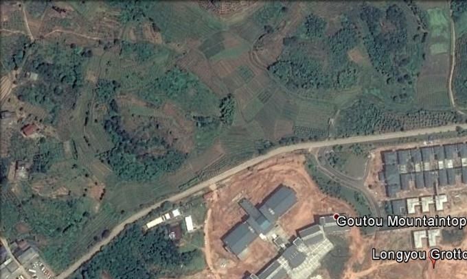 Ubicación: Langyou Quzhou, provincia de Zhejiang, China.
Rejilla de referencia: 29° 03’ 50.71“ N, 119°11’ 23.95” E.
