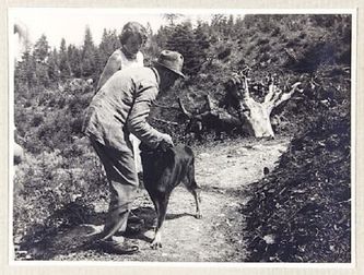 Hitler con Geli Raubal en el verano de 1931