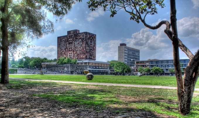 Universidad Nacional Autónoma de México