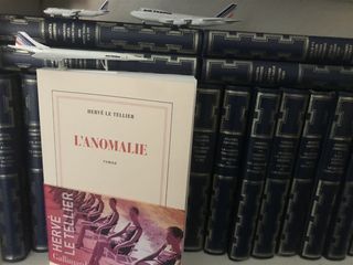 L'anomalie (2020)  photo JR