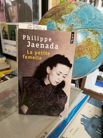 La petite femelle / Patrick Jaenada