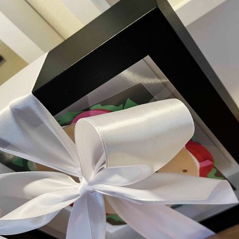 Gift 2_web___serialized2