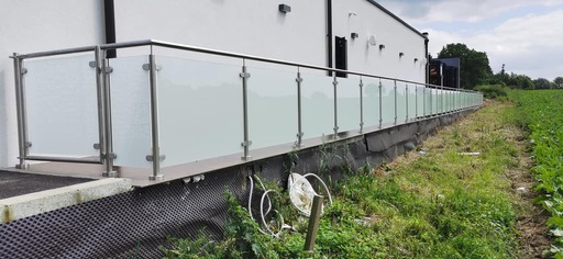 hl-29690920844