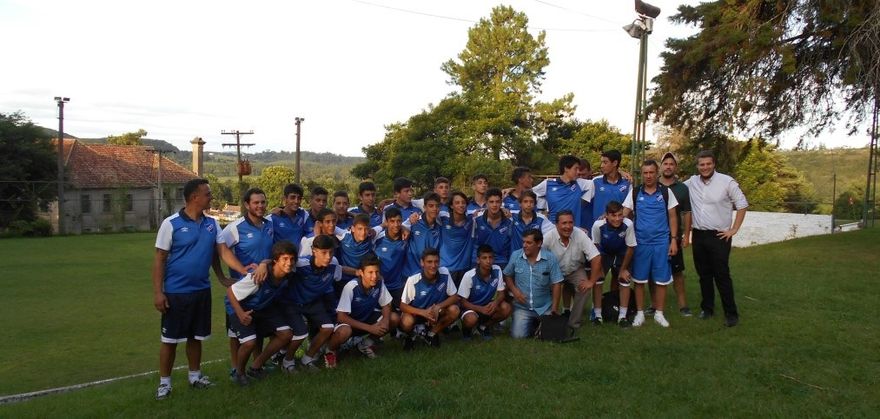 la 7a.División (Sub14) 2017 en enero, en Santana do Livramento (Clube Campestre) de pasada, rumbo a Alegrete a disputar un Torneo Internacional