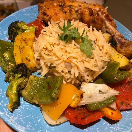 Chicken Legs Served with Kapsa Rice and Sauteed Veggies !!!!