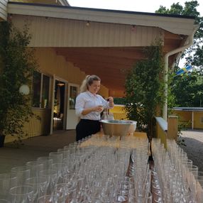 Välkomstdrink på Verandan i Karsefors
