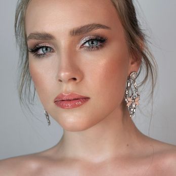 Makeup for a client, evening makeup, party makeup