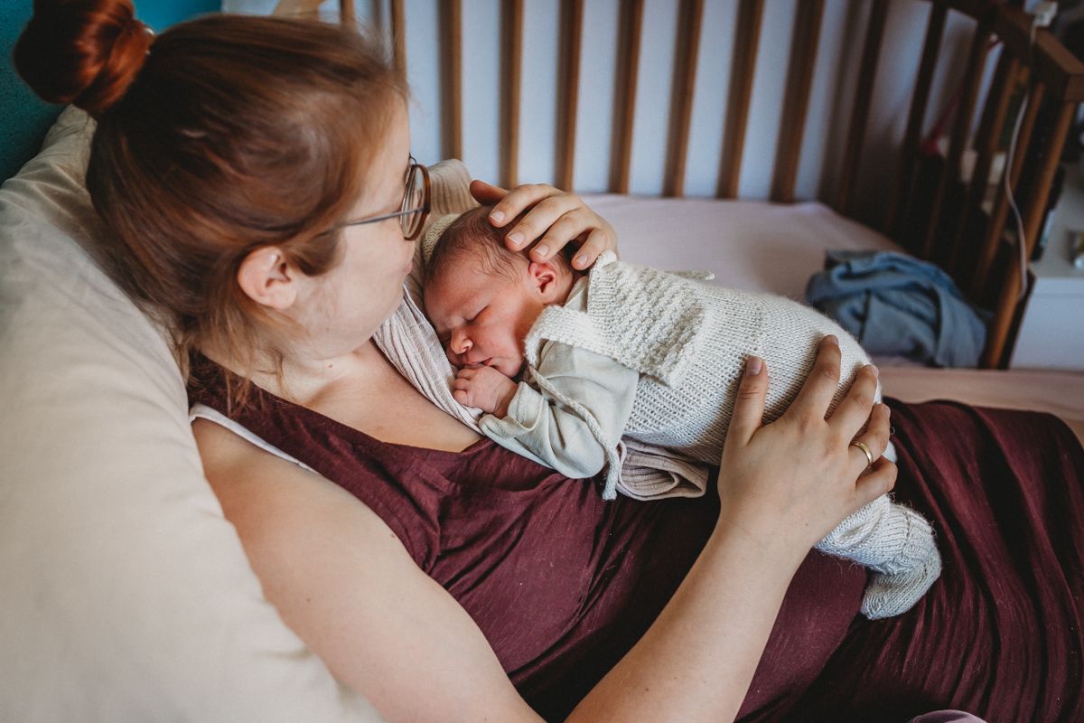 Fotografie Katharina Bau-Babyfotos-Landshut-Newborn-Wochenbett