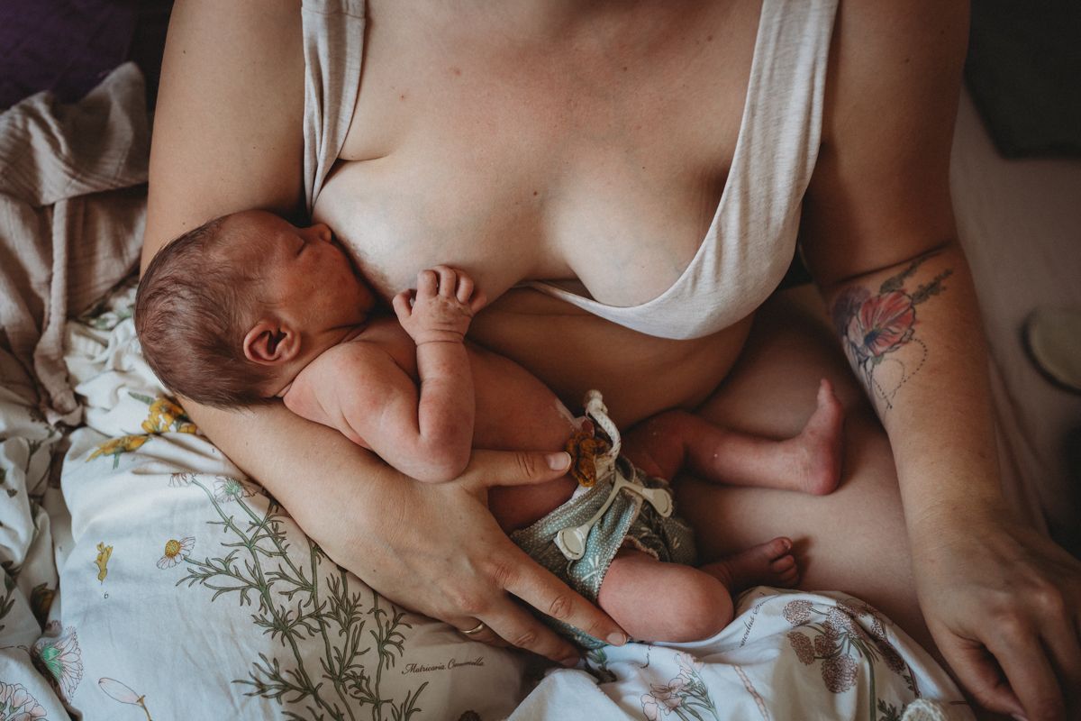 Babyfotograf Homestory im Wochenbett Landshut