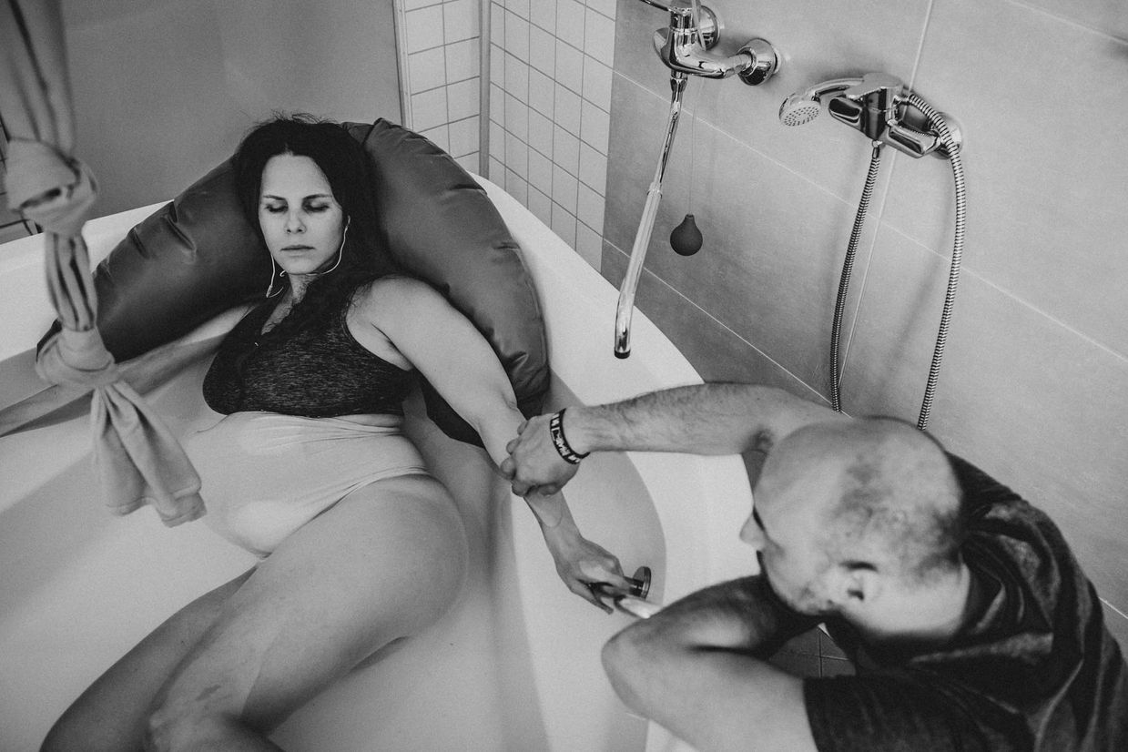 Geburtsreportage Geburtsfotografie Katharina Bau_45_Passau