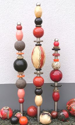 "Red Button"   230 €   (rechts)