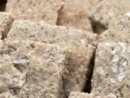 Crackers med himalaya flagesalt