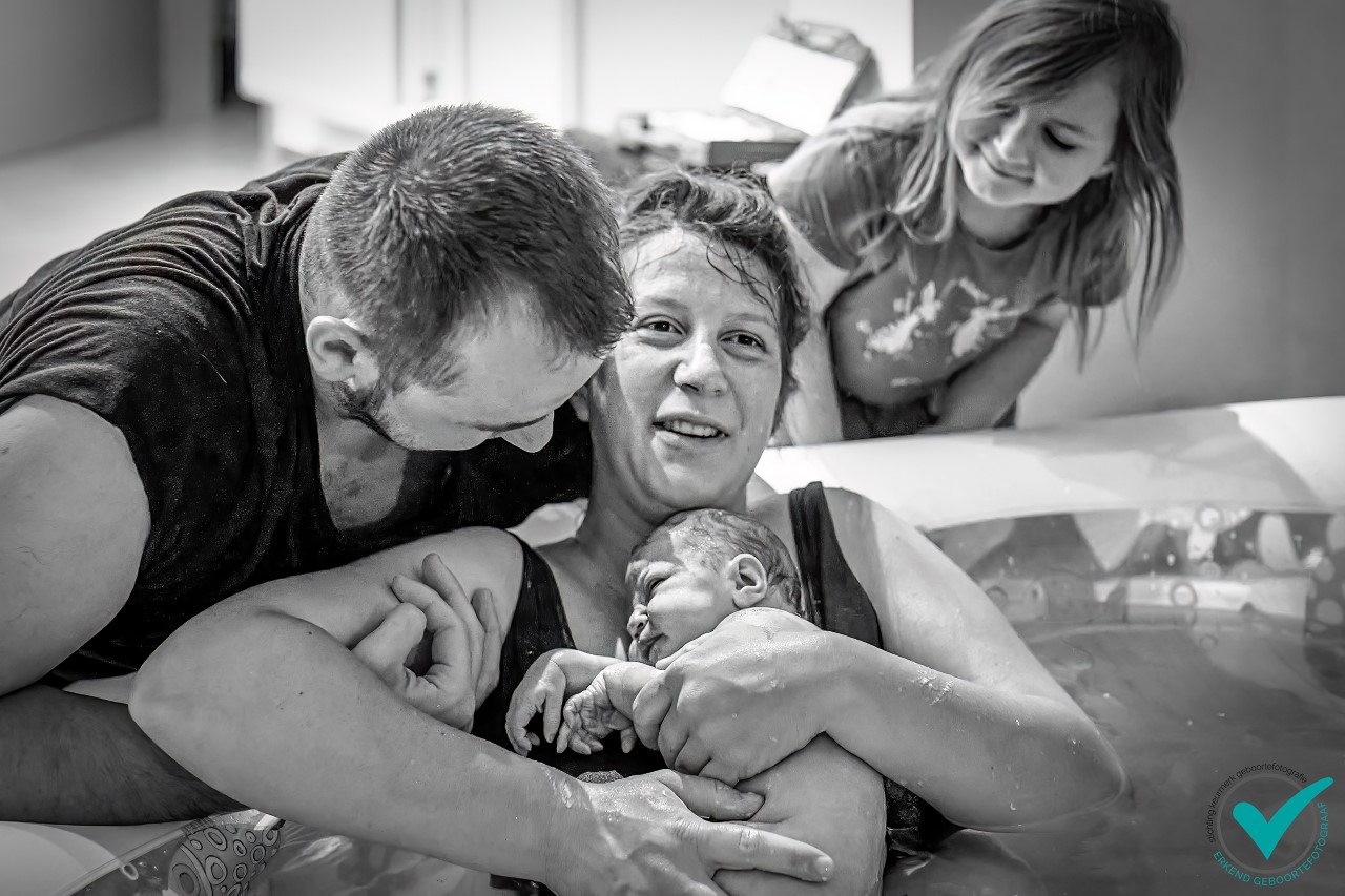 Kathy de Coppel fotografie - erkend geboortefotograaf  Bij Stichting K