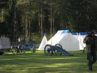 Tältlägret börjar byggas upp