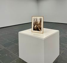 De sokkel 1